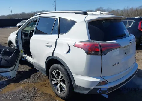 2017 Toyota Rav4 Xle из США, поврежденный, VIN JTMWFREV3HJ104764